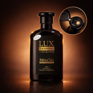 لوسیون سولاریوم لکس رایحه انبه (Lex Tanning Lotion Mango) با حجم 250 میل، یک انتخاب ایده‌آل برای داشتن پوستی برنزه، درخشان و جذاب است. این لوسیون علاوه بر ایجاد رنگ برنزه طبیعی و یکنواخت، با ترکیبات مغذی و آبرسان خود باعث حفظ نرمی، لطافت و رطوبت پوست می‌شود.