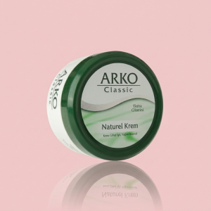 کرم مرطوب‌کننده آرکو نم (Arko Nem) از برند معتبر ترکیه‌ای Arko یکی از محبوب‌ترین کرم‌های چندمنظوره در میان مصرف‌کنندگان است.