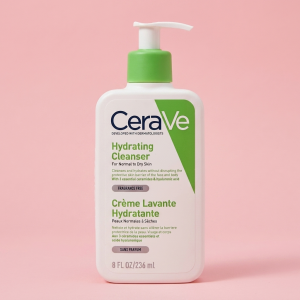 ژل شست‌وشوی صورت CeraVe Hydrating Cleanser محصولی بسیار ملایم و تخصصی برای پاک‌سازی و آبرسانی پوست نرمال تا خشک است